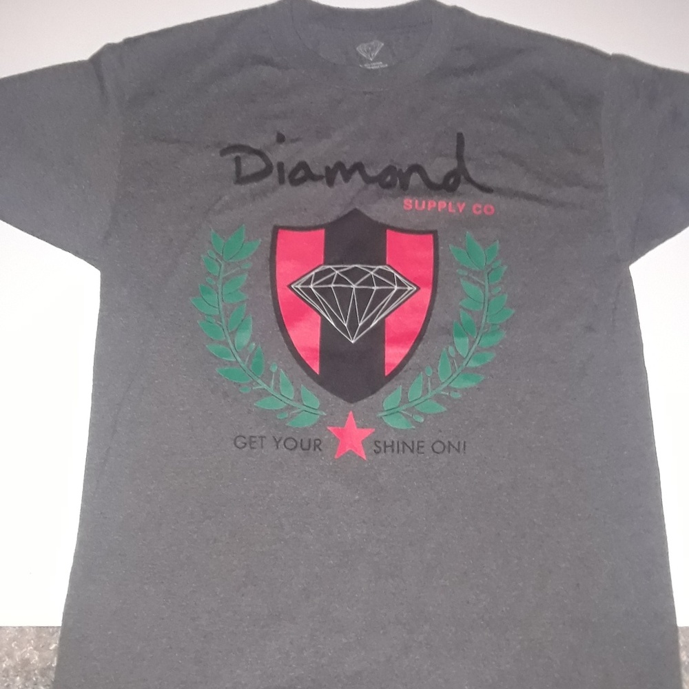 NWOT Diamond supply tee